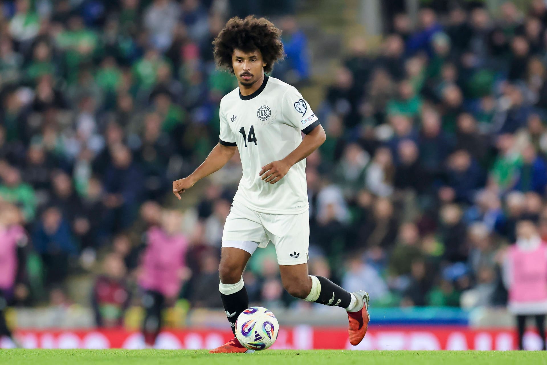 Karim Adeyemi hatte eine Großchance kurz nach Wiederanpfiff. Karim Adeyemi hatte eine Großchance kurz nach Wiederanpfiff.