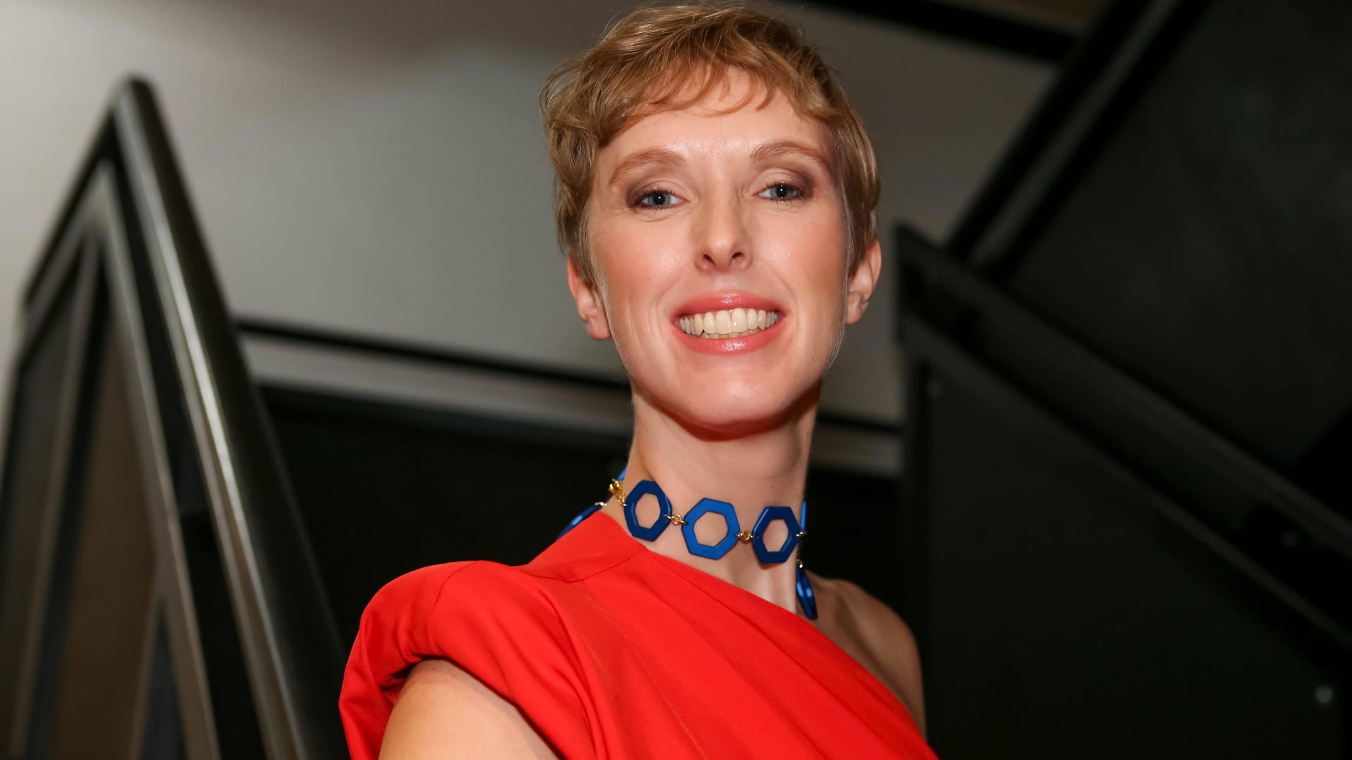 Sonja Pikart (Archivbild): Die Aachener Kabarettistin wird mit dem "Salzburger Stier" geehrt. Sonja Pikart (Archivbild): Die Aachener Kabarettistin wird mit dem "Salzburger Stier" geehrt.