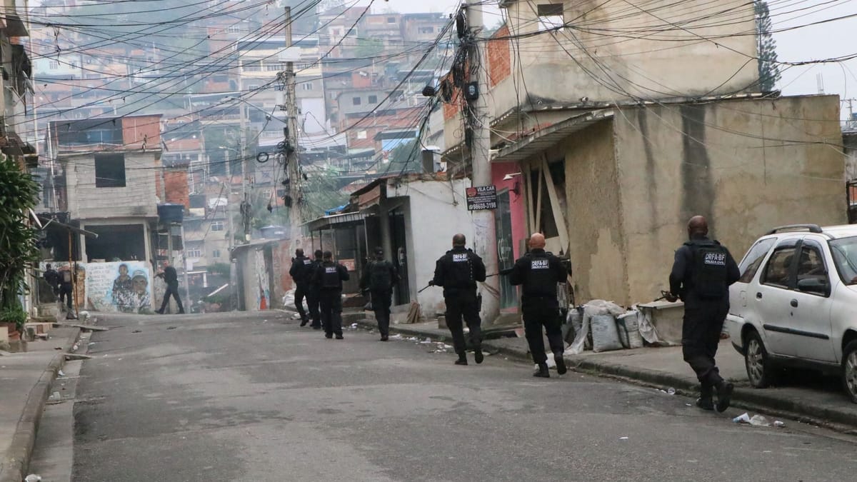64 Tote bei Polizeieinsatz gegen Drogenbande in Rio