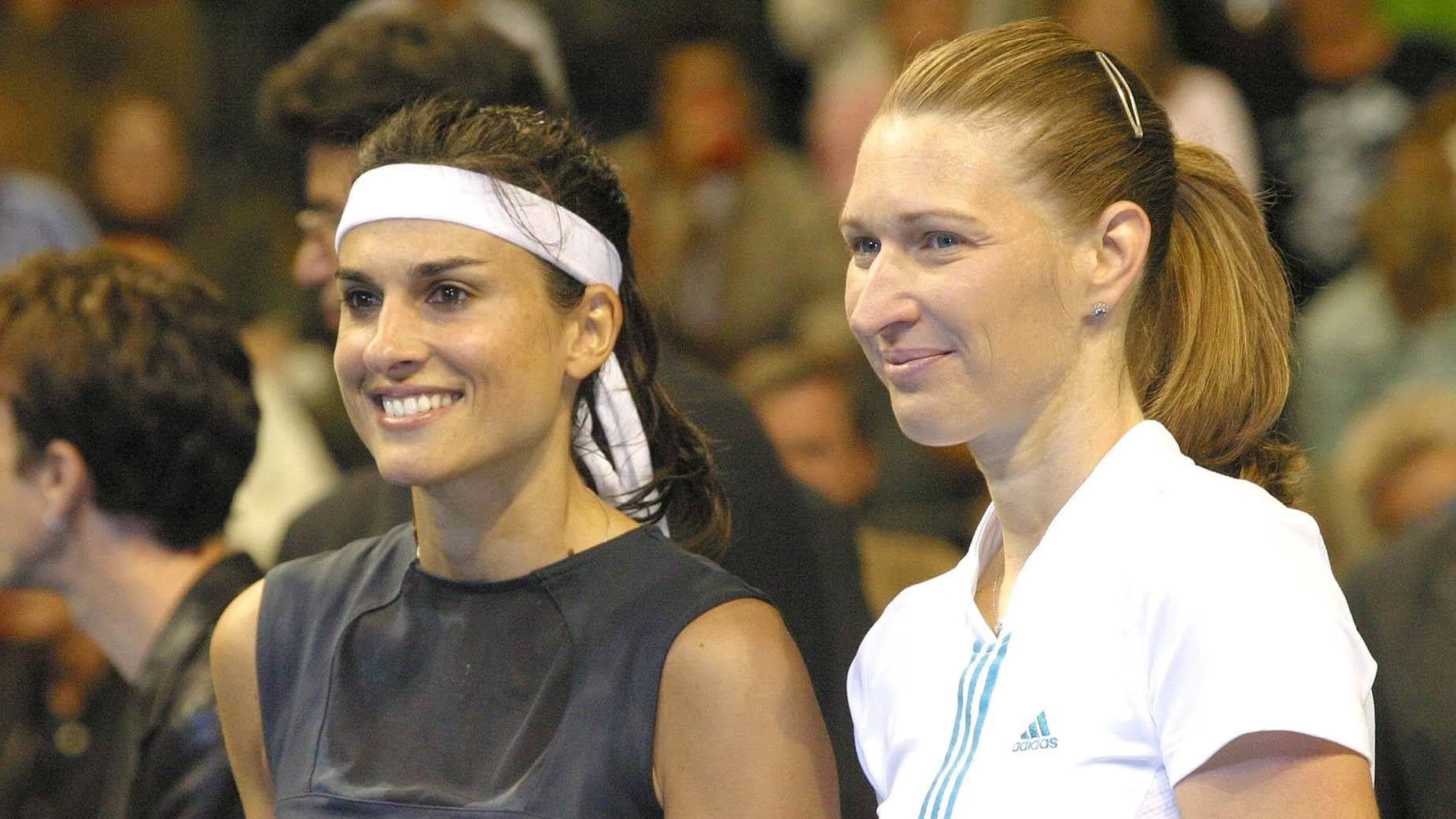 Gabriela Sabatini (links) mit Steffi Graf: Die beiden ehemaligen Konkurrentinnen stehen noch heute in Kontakt. Gabriela Sabatini (links) mit Steffi Graf: Die beiden ehemaligen Konkurrentinnen stehen noch heute in Kontakt.