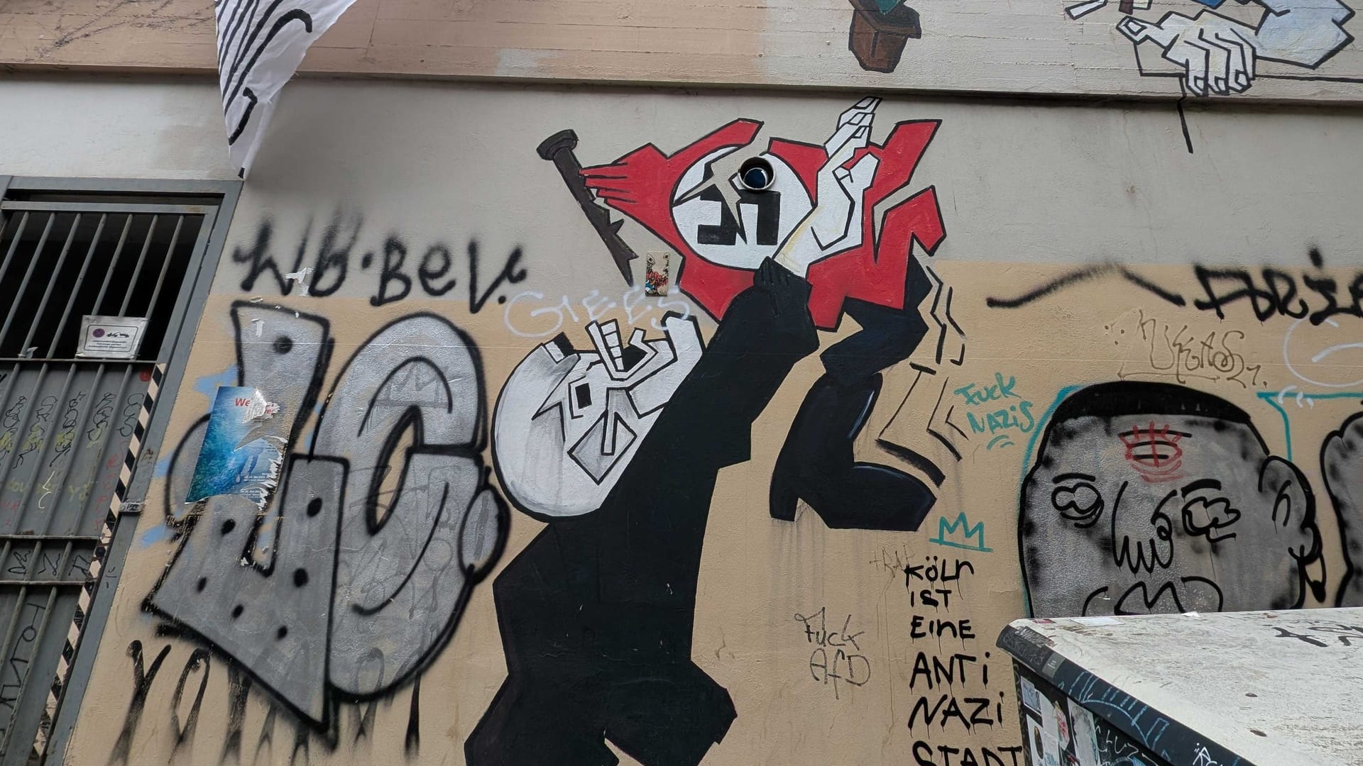 Wandbild gegen den Faschismus: ein Mahnmal der Kölner. Wandbild gegen den Faschismus: ein Mahnmal der Kölner.