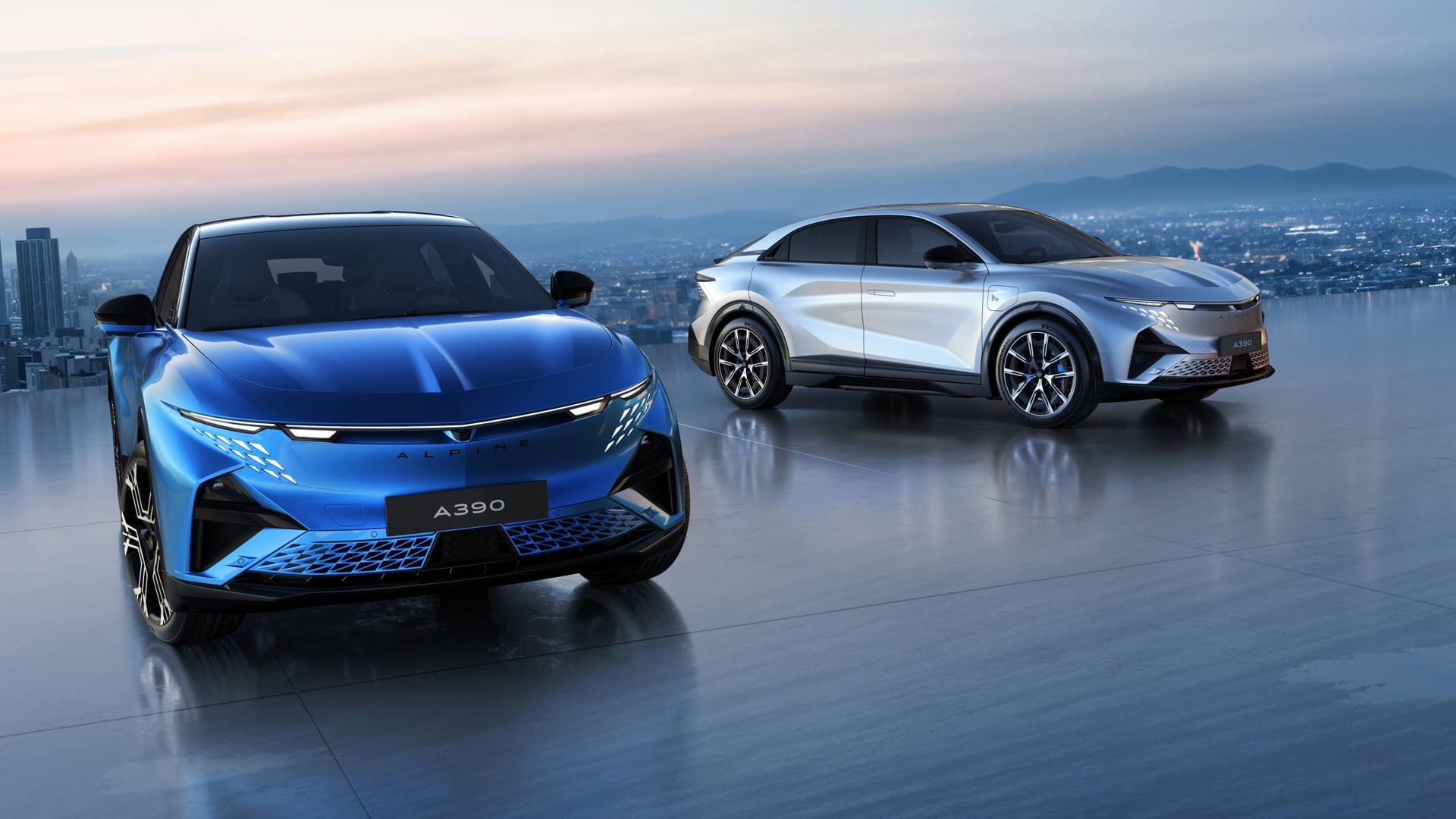 Preis steht fest: Die Alpine A390 startet bei 67.500 Euro. Preis steht fest: Die Alpine A390 startet bei 67.500 Euro.