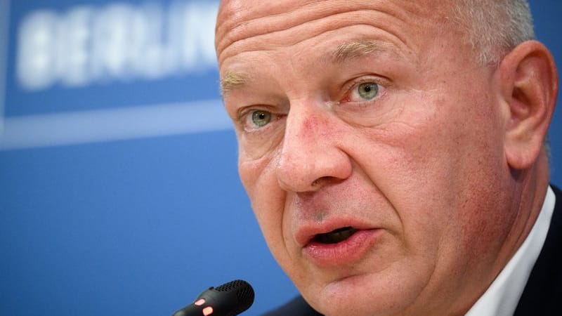 Kai Wegner (CDU), Regierender Bürgermeister von Berlin, widersprach Merz heftig. Kai Wegner (CDU), Regierender Bürgermeister von Berlin, widersprach Merz heftig.