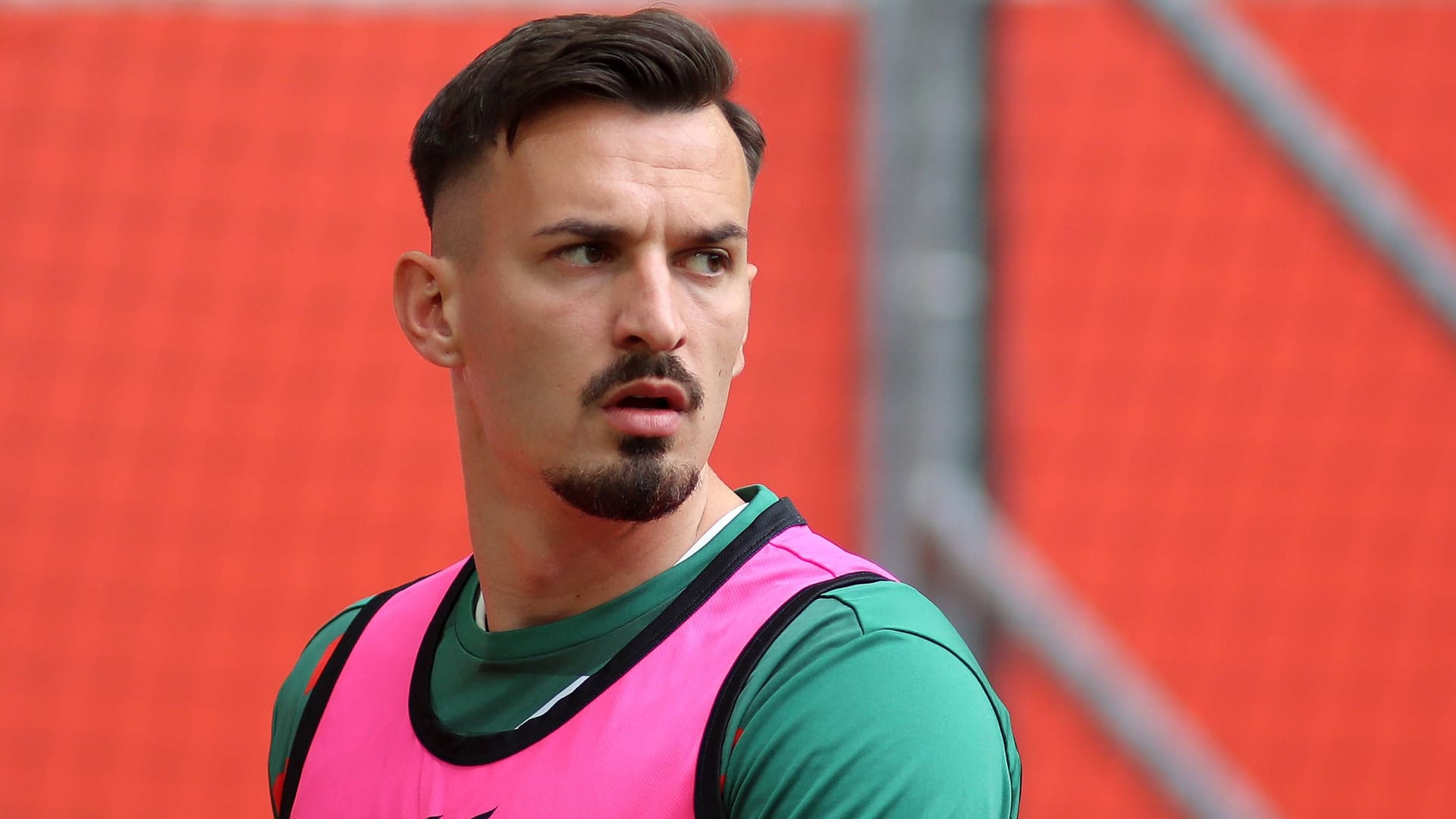 Mërgim Berisha: Sein Vertrag in Hoffenheim läuft noch bis 2027. Mërgim Berisha: Sein Vertrag in Hoffenheim läuft noch bis 2027.