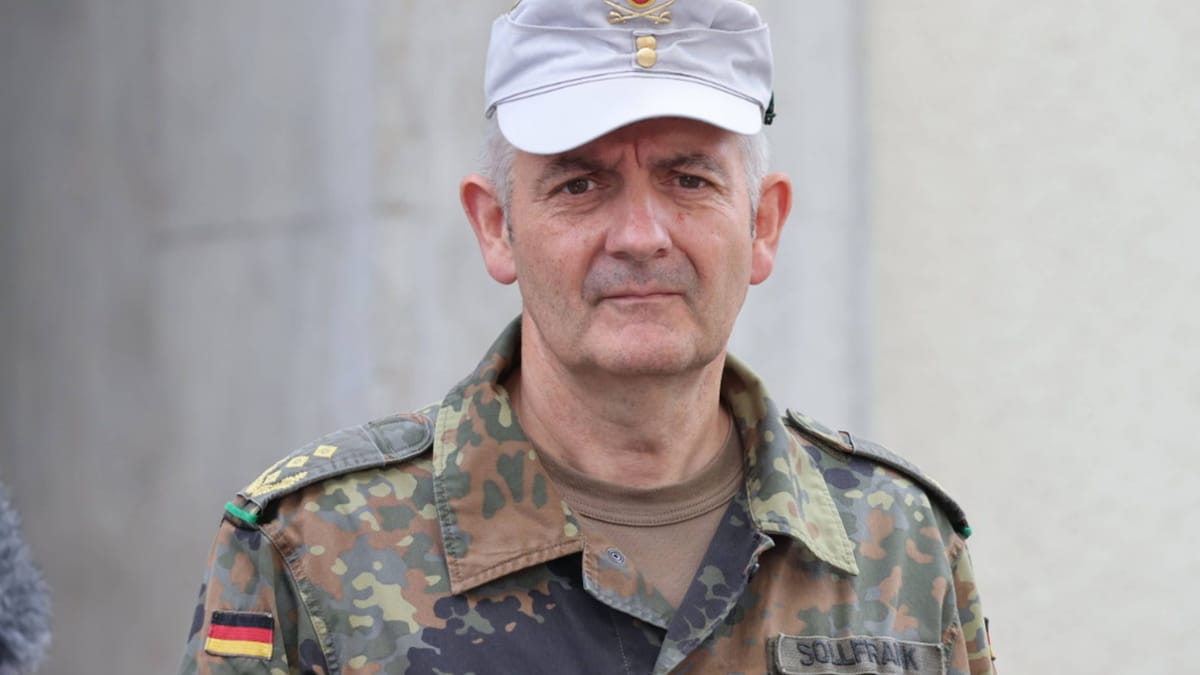 Bundeswehrgeneral Sollfrank warnt Unternehmen: Vorräte anlegen