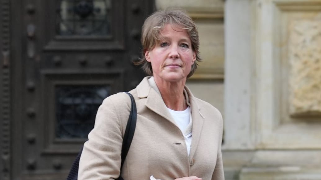 Christina Block vor dem Hamburger Landgericht: Sie will weiter zu privaten Tagebucheinträgen auf ihrem Handy Stellung nehmen.