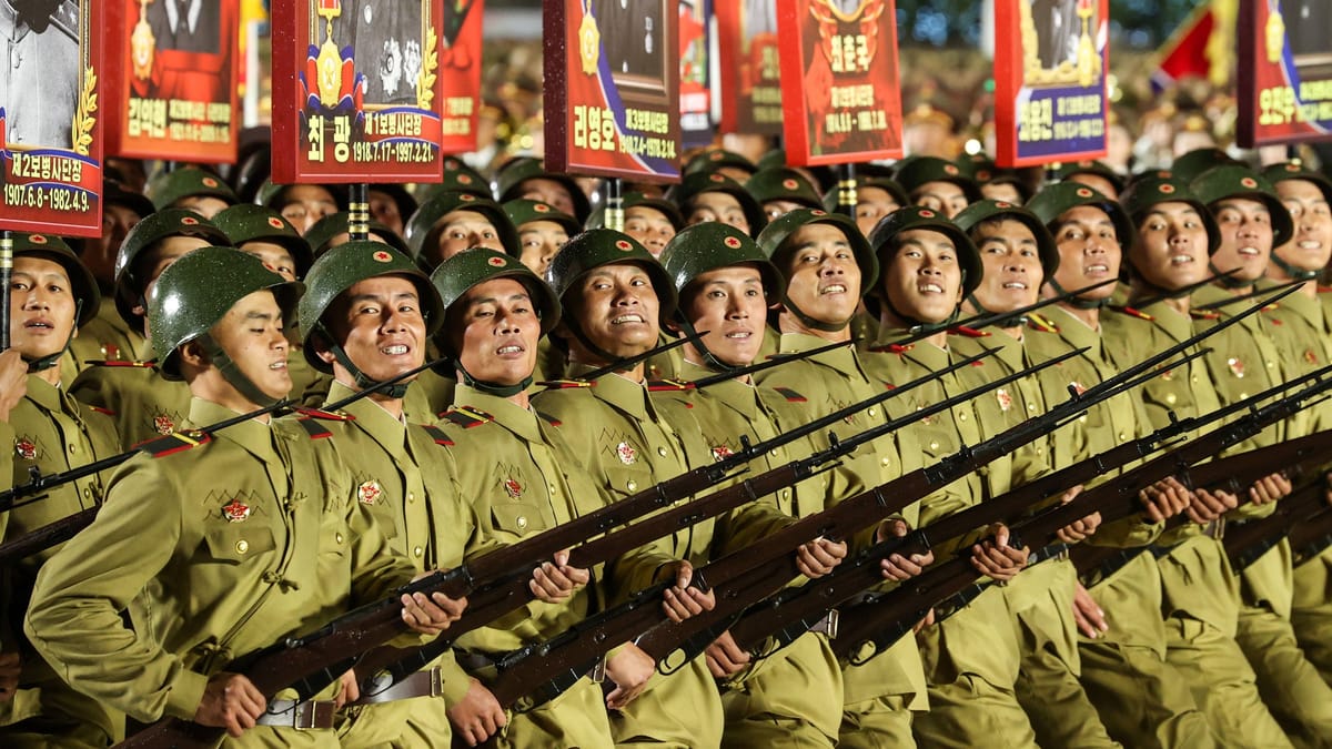 Nordkorea präsentiert erstmals neue Interkontinentalrakete