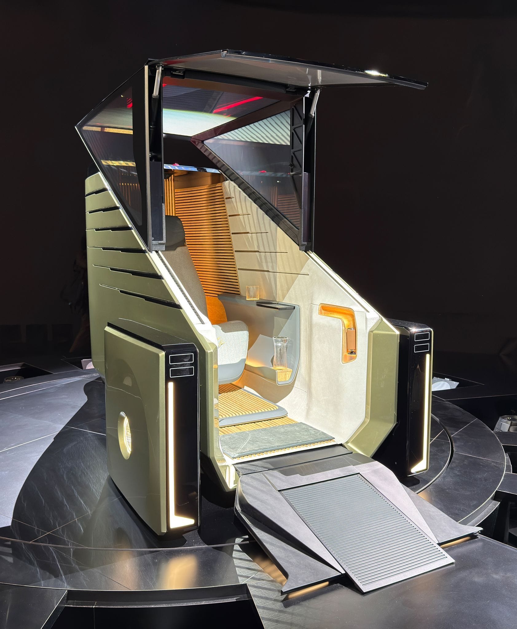 Japan Mobility Show - Lexus LS Micro Concept Japan Mobility Show - Lexus LS Micro Concept