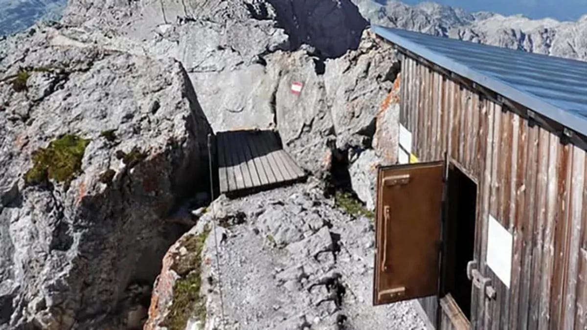 Alpen: Watzmann-Hocheckgipfel – Bergwacht wegen Vandalismus fassungslos
