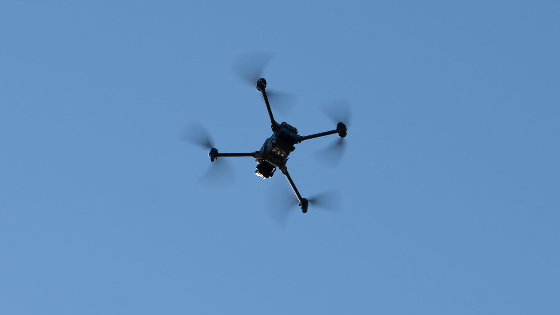 urn:newsml:dpa.com:20090101:251006-935-876313