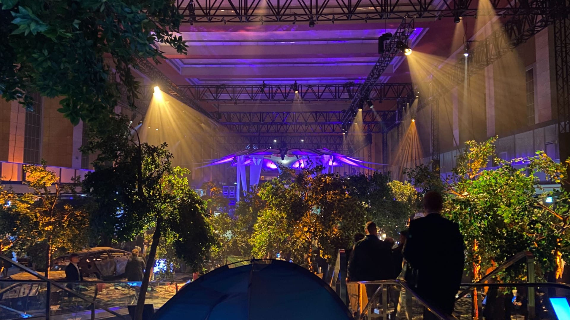 Die Ausstellungshalle: Die Initiatoren rekonstruierten den Angriff auf das Festival am 7. Oktober 2023. Die Ausstellungshalle: Die Initiatoren rekonstruierten den Angriff auf das Festival am 7. Oktober 2023.