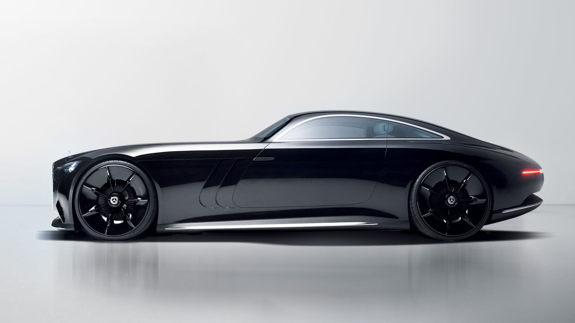 Imposant: Die Proportionen mit einem gestreckten Vorderwagen und dem weit nach hinten versetztem Greenhouse. Imposant: Die Proportionen mit einem gestreckten Vorderwagen und dem weit nach hinten versetztem Greenhouse.