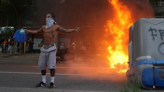 Gewaltsame Ausschreitungen in Barcelona.