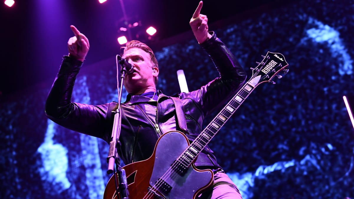 Queens of the Stone Age odpovedali koncert v Berlinu, krivdo pripisujejo organizatorju