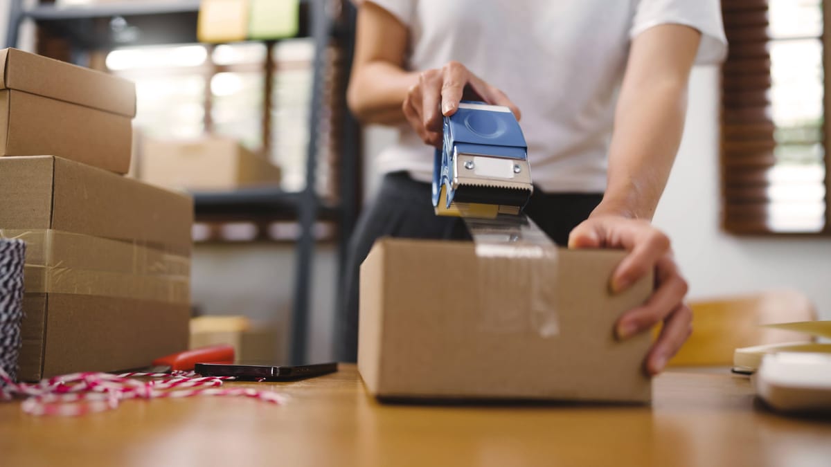 Bayern: Frau kauft Goldmünze und erhält alte Gurke – Polizei wohl machtlos