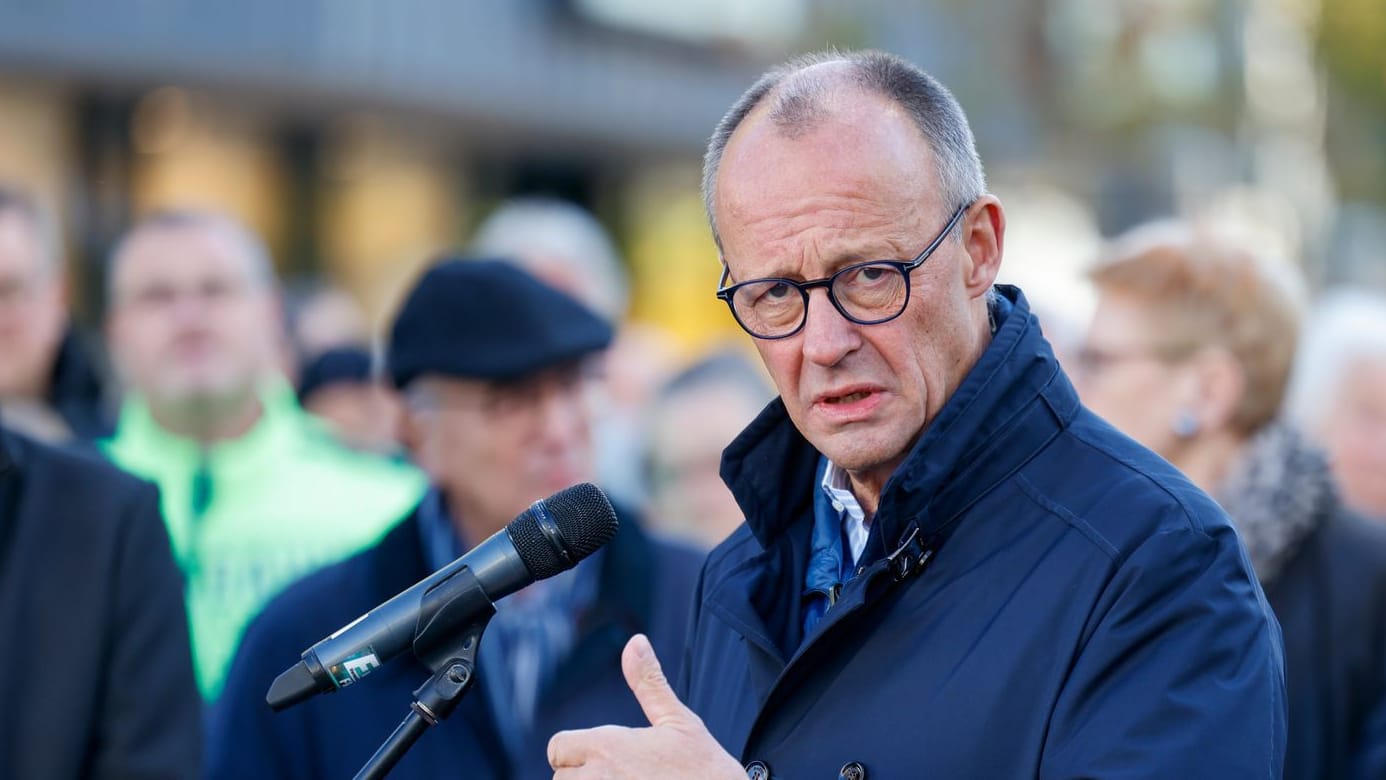 Bundeskanzler Merz zu Bürgergesprächen im Sauerland Bundeskanzler Merz zu Bürgergesprächen im Sauerland