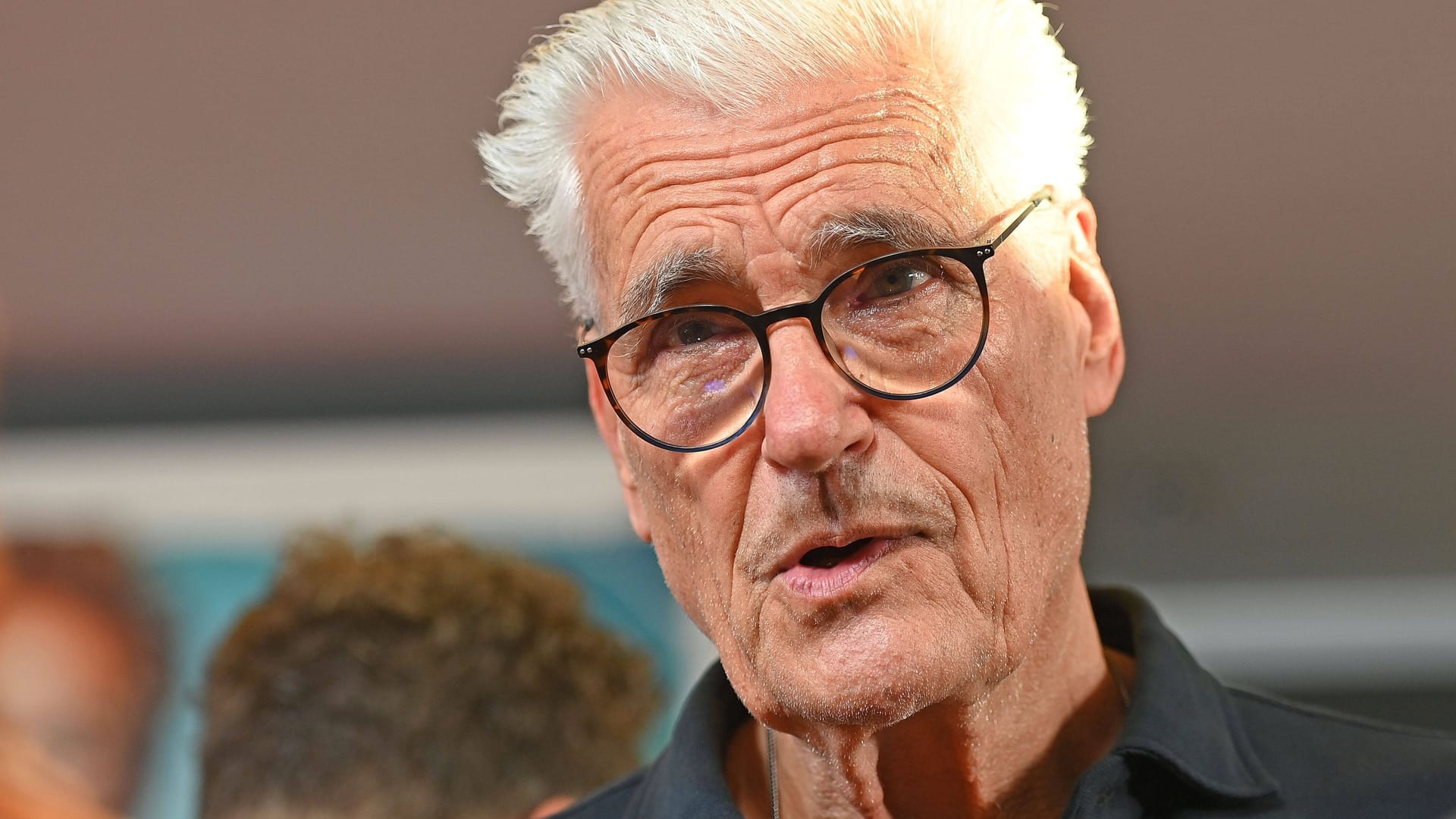 Sky du Mont: Der Schauspieler nimmt kein Blatt vor den Mund. Sky du Mont: Der Schauspieler nimmt kein Blatt vor den Mund.