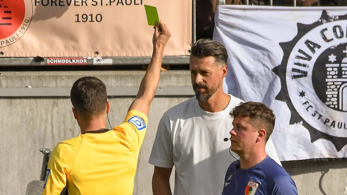 Trener Augsburga, Sandro Wagner, se je zaradi rumenih kartonov obrnil na nemško nogometno zvezo