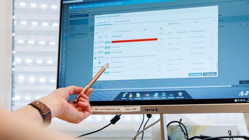 urn:newsml:dpa.com:20090101:251006-935-874825