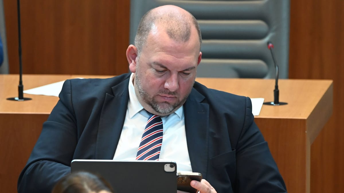 AfD NRW: Streit im Verfahren gegen Skandalpolitiker Klaus Esser eskaliert