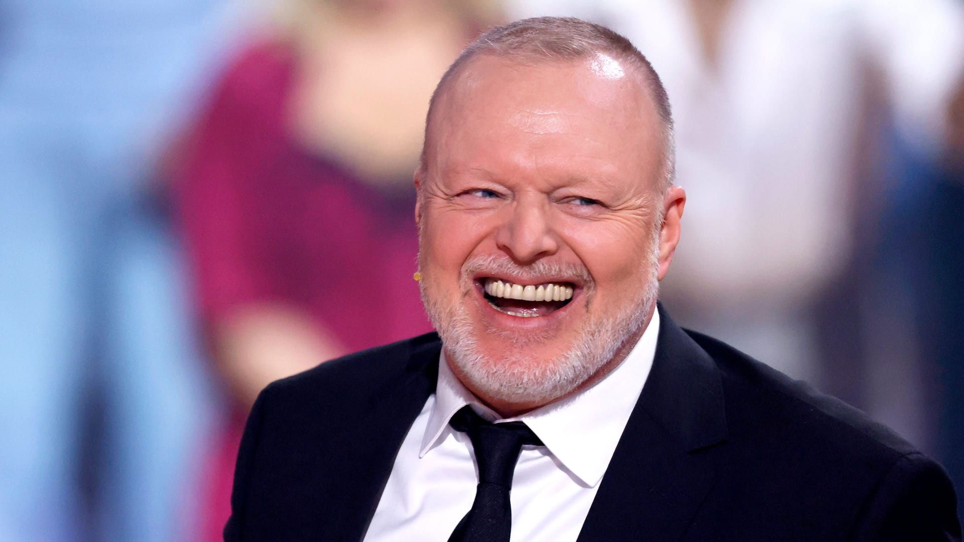 Stefan Raab bei einem Auftritt (Symbolfoto): Der bekannte Entertainer nahm auch beim Köln Marathon teil – aber nicht als Läufer. Stefan Raab bei einem Auftritt (Symbolfoto): Der bekannte Entertainer nahm auch beim Köln Marathon teil – aber nicht als Läufer.