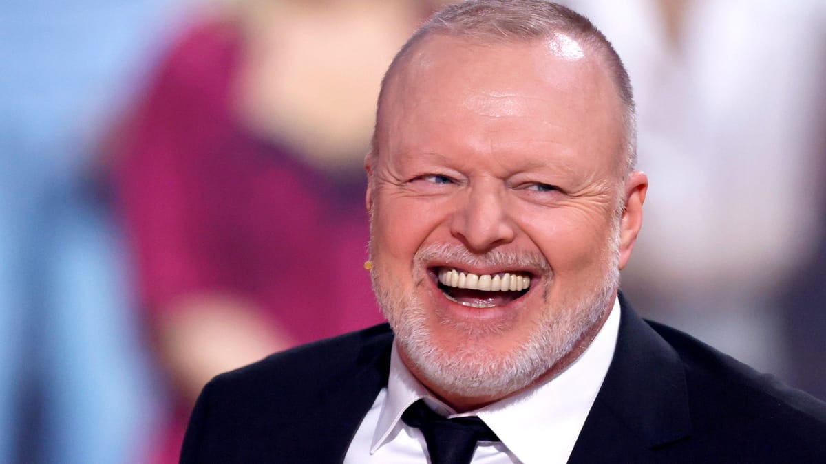 Stefan Raab überrascht Läufer beim Köln Marathon – mit diesen Sprüchen