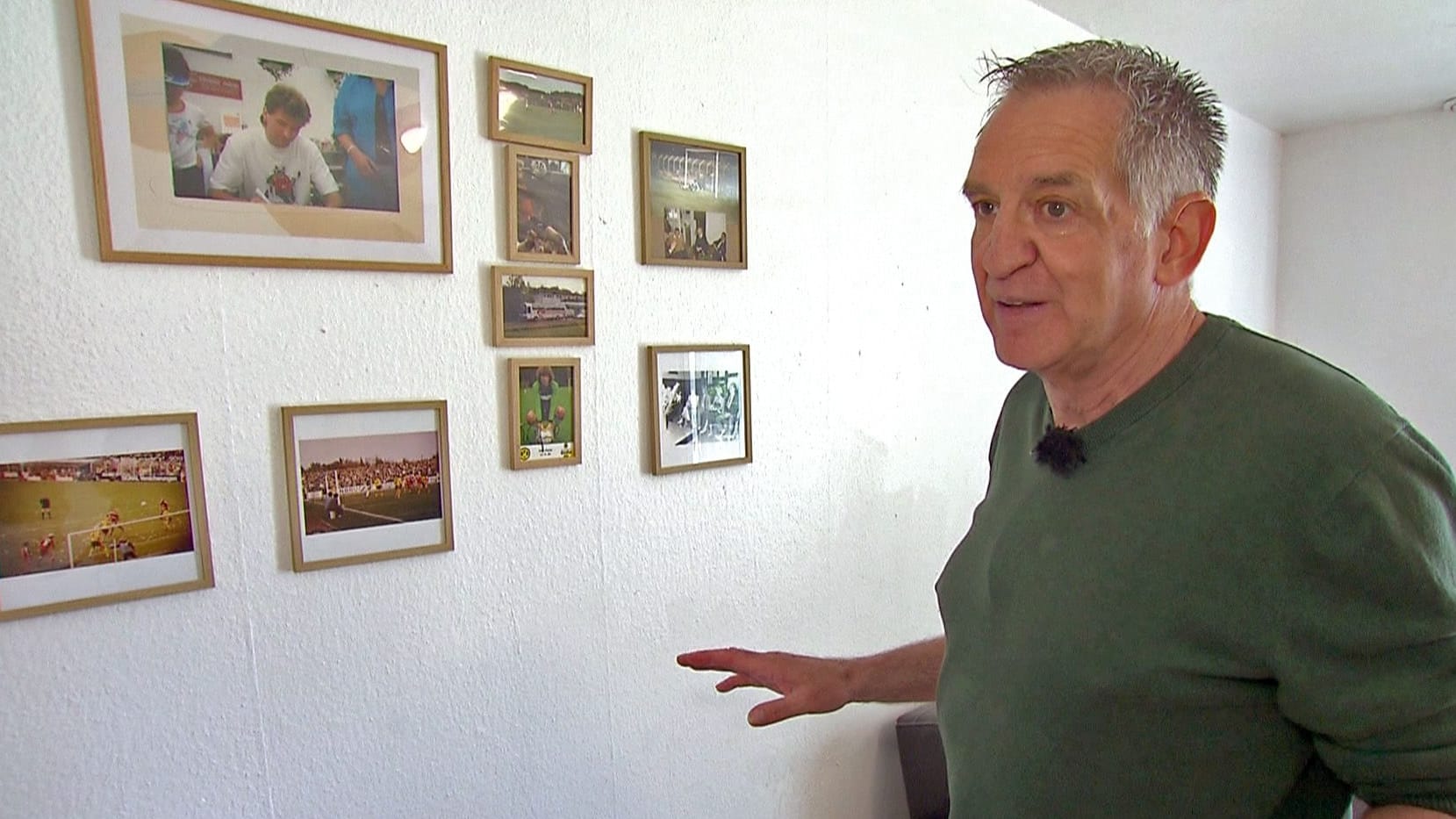 Eike Immel: Seit sechs Jahren lebt er nun in einer kleinen Wohnung in Hessen. Eike Immel: Seit sechs Jahren lebt er nun in einer kleinen Wohnung in Hessen.