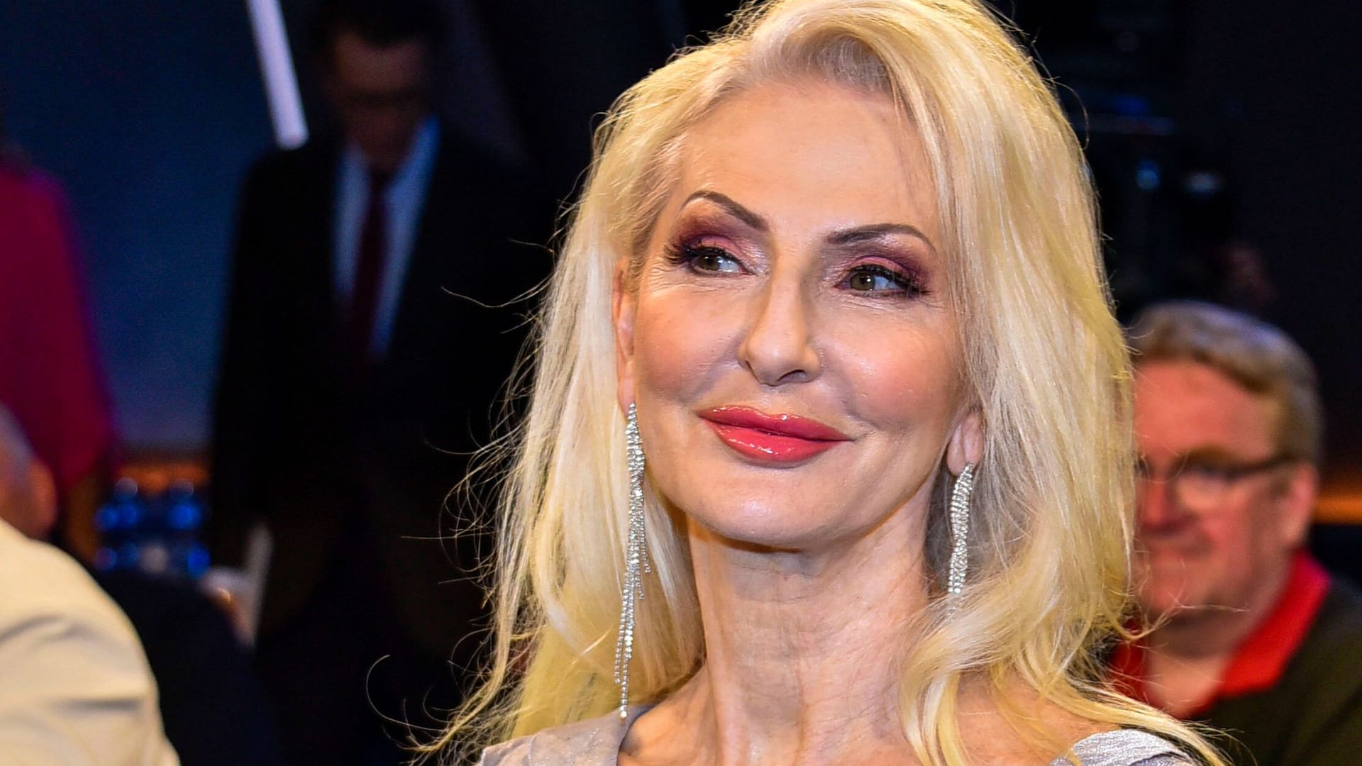 Désirée Nick: Die Entertainerin denkt über einen neuen Karriereweg nach. Désirée Nick: Die Entertainerin denkt über einen neuen Karriereweg nach.