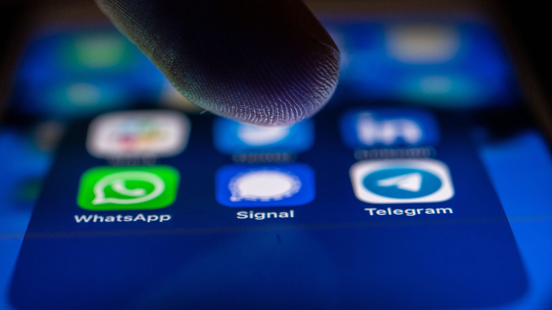 Die Signal-App auf einem Smartphone Die Signal-App auf einem Smartphone