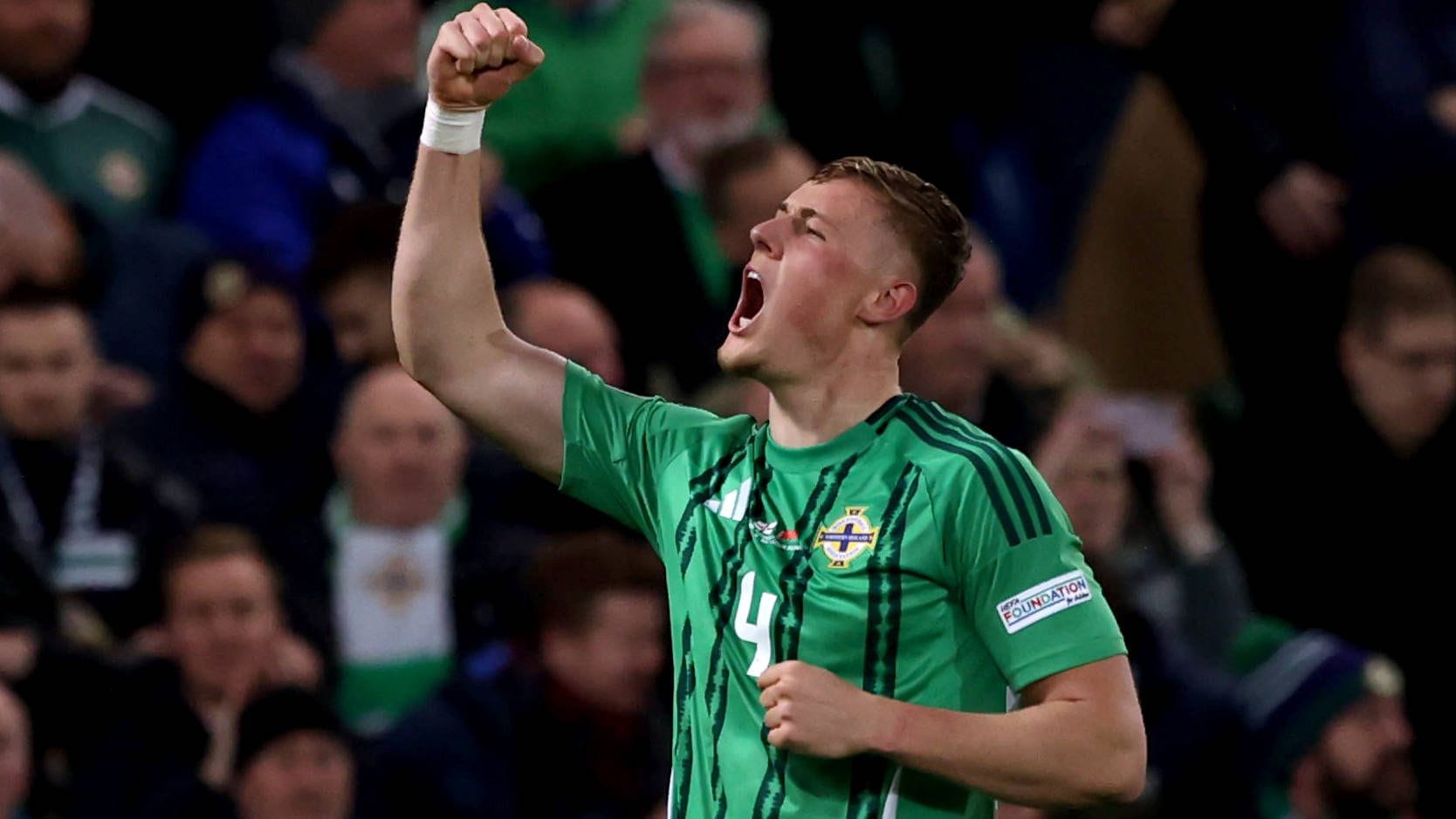 Die Nordiren um Innenverteidiger Dan Ballard sind schwer zu knacken. Die Nordiren um Innenverteidiger Dan Ballard sind schwer zu knacken.