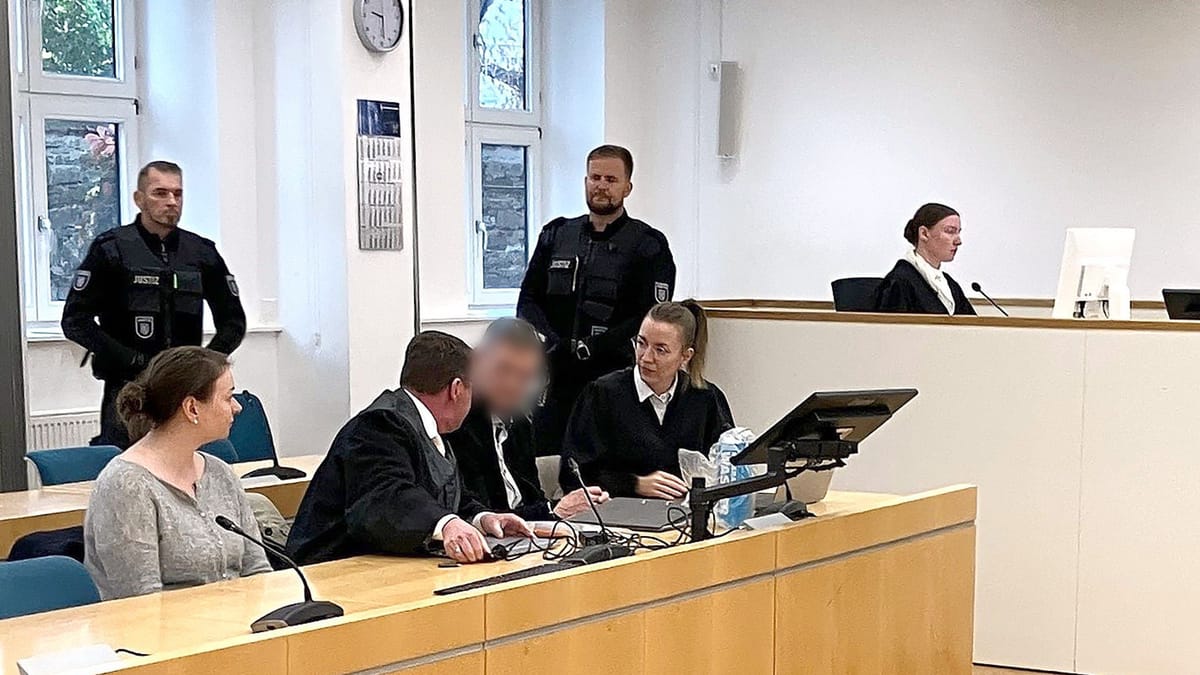 Missbrauch an Schülerin: Mehr als fünf Jahre Haft für Lehrer