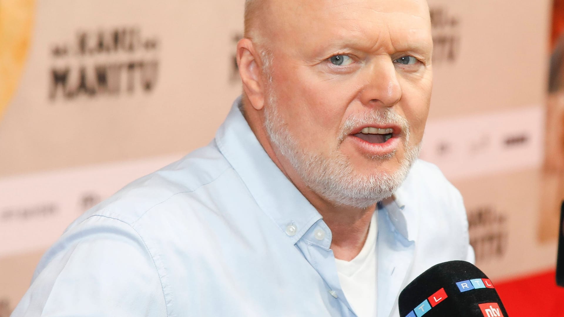 Stefan Raab bei einer Kinopremiere: Für seine RTL-Show besuchte er auch den Köln Marathon.