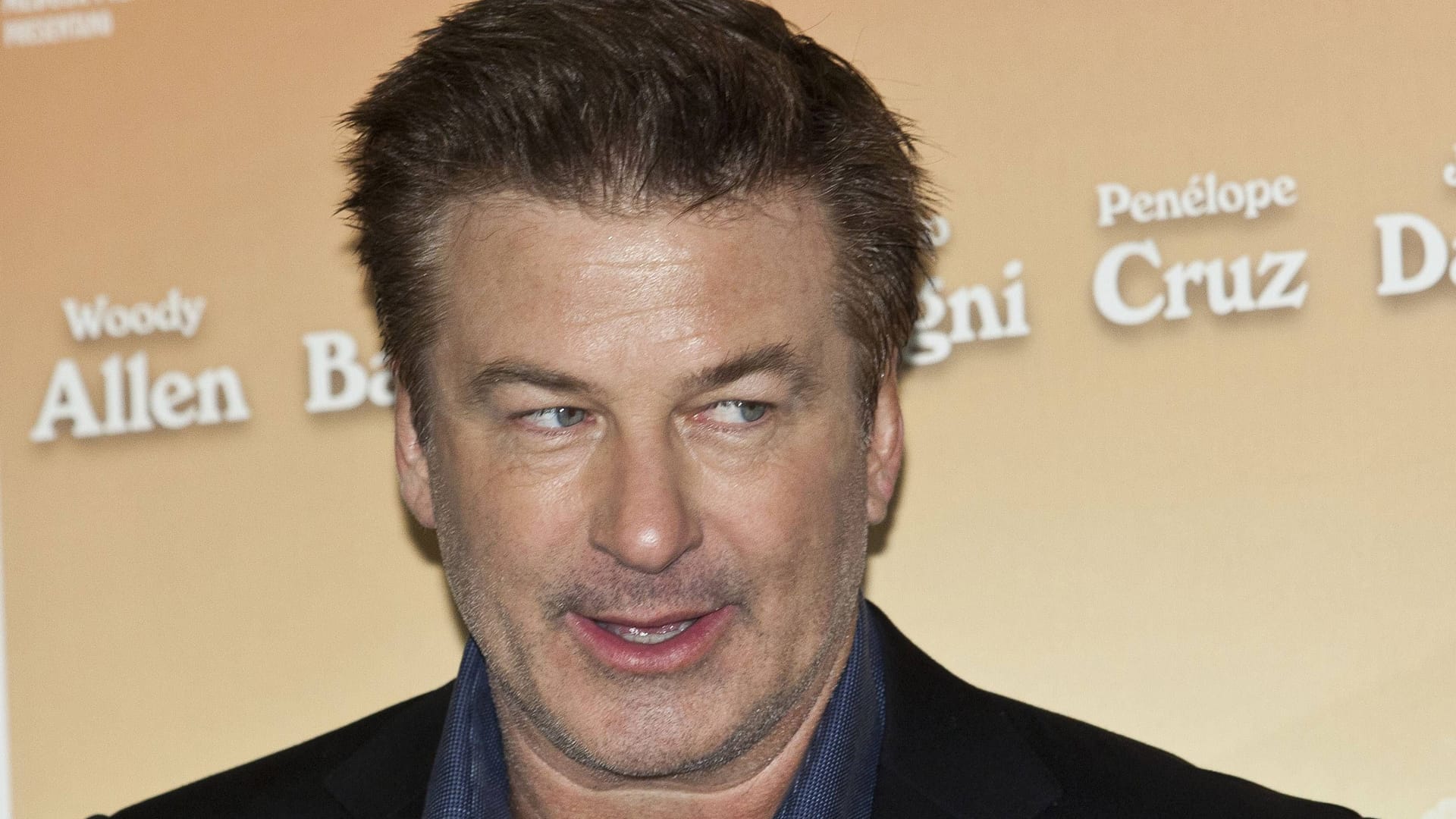 Alec Baldwin: Der Schauspieler hatte einen Autounfall.