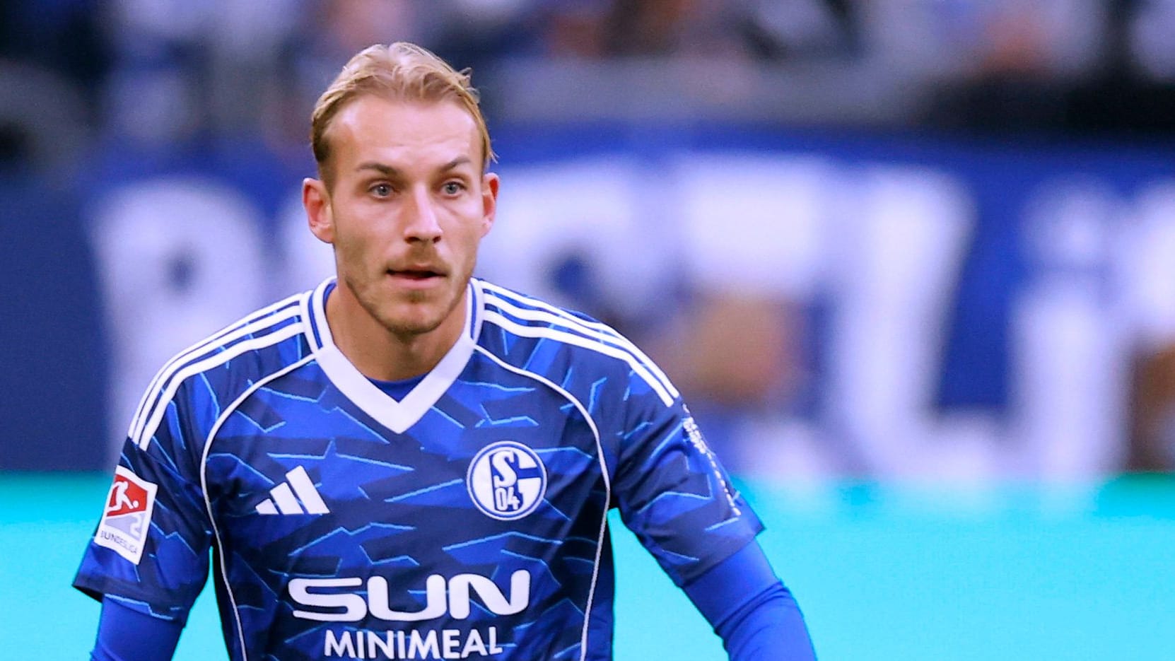 Timo Becker: Der Schalker Innenverteidiger fällt derzeit verletzungsbedingt aus. Timo Becker: Der Schalker Innenverteidiger fällt derzeit verletzungsbedingt aus.