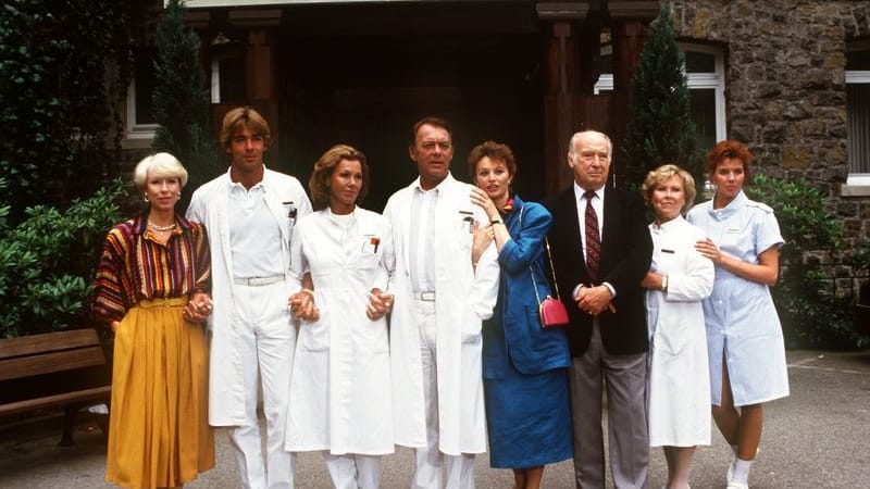 "Die Schwarzwaldklinik" gilt als Meilenstein in der deutschen TV-Geschichte. (Archivbild) "Die Schwarzwaldklinik" gilt als Meilenstein in der deutschen TV-Geschichte. (Archivbild)