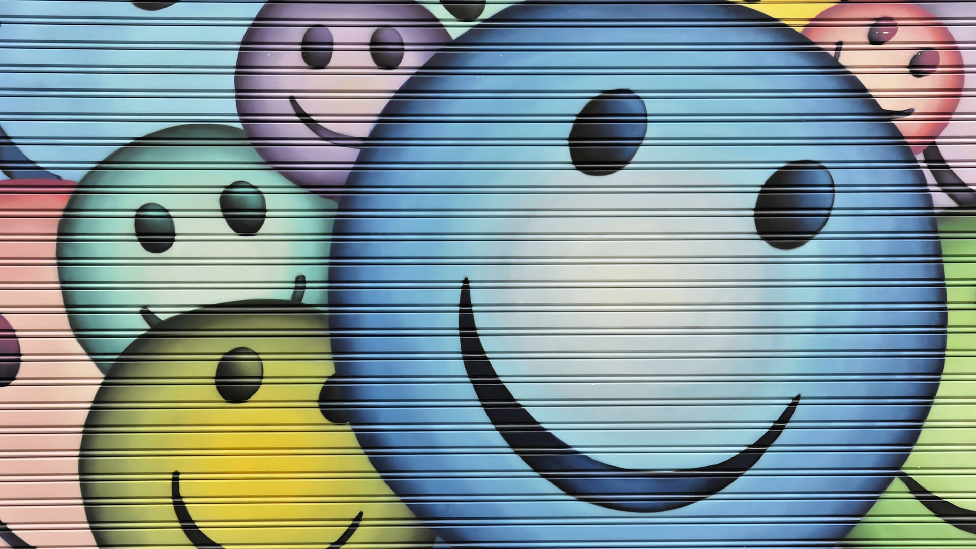 Bunte Smiley-Gesichter auf einer Wand (Symbolfoto): Eine Umfrage zeigt, dass Niedersachsen bundesweit eine große Sympathie genießt. Bunte Smiley-Gesichter auf einer Wand (Symbolfoto): Eine Umfrage zeigt, dass Niedersachsen bundesweit eine große Sympathie genießt.