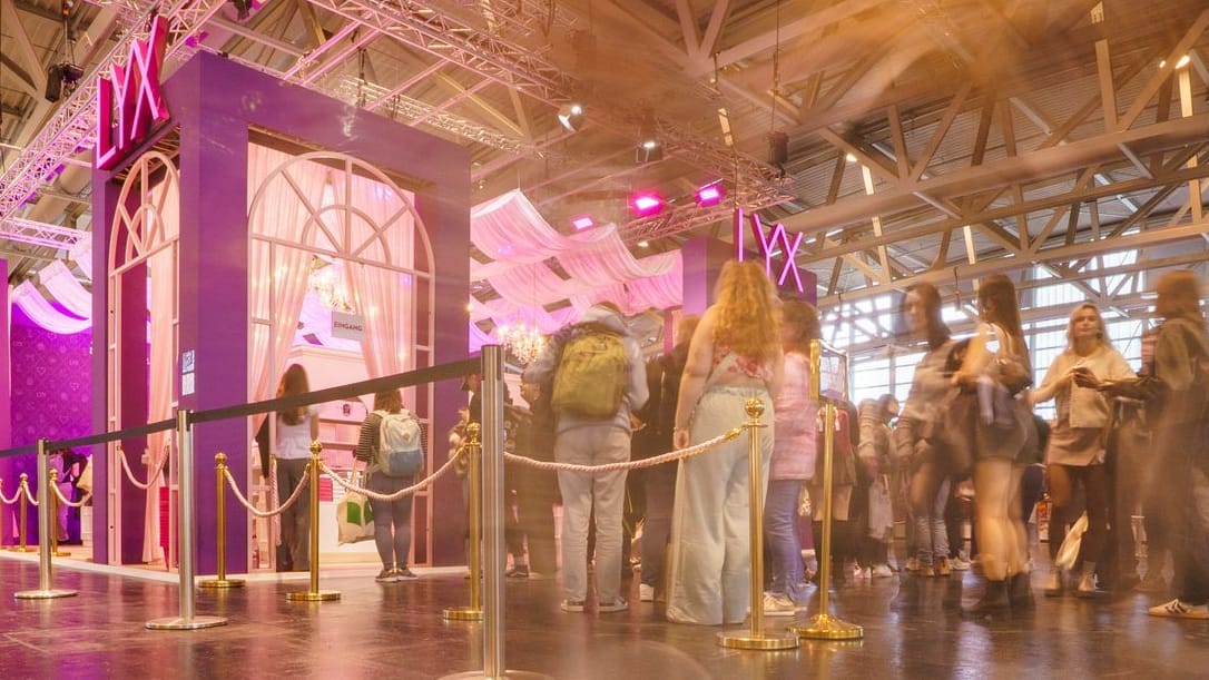 urn:newsml:dpa.com:20090101:251016-911-015007