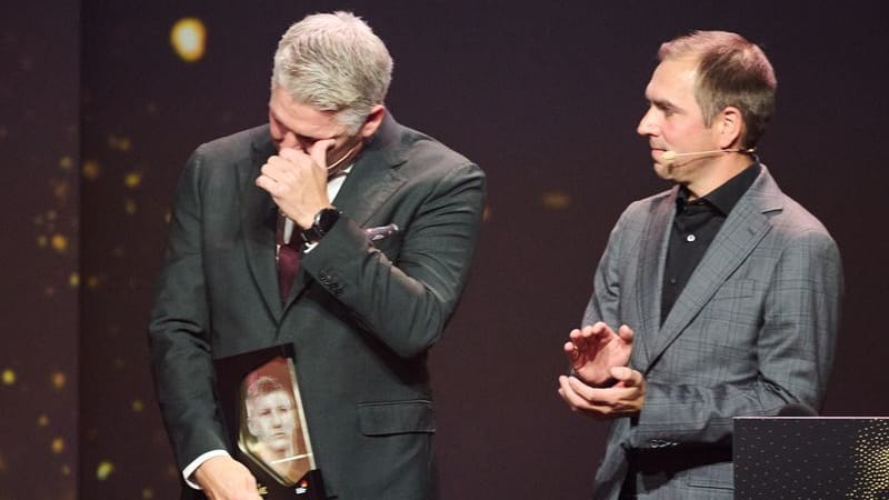 urn:newsml:dpa.com:20090101:251006-935-876533