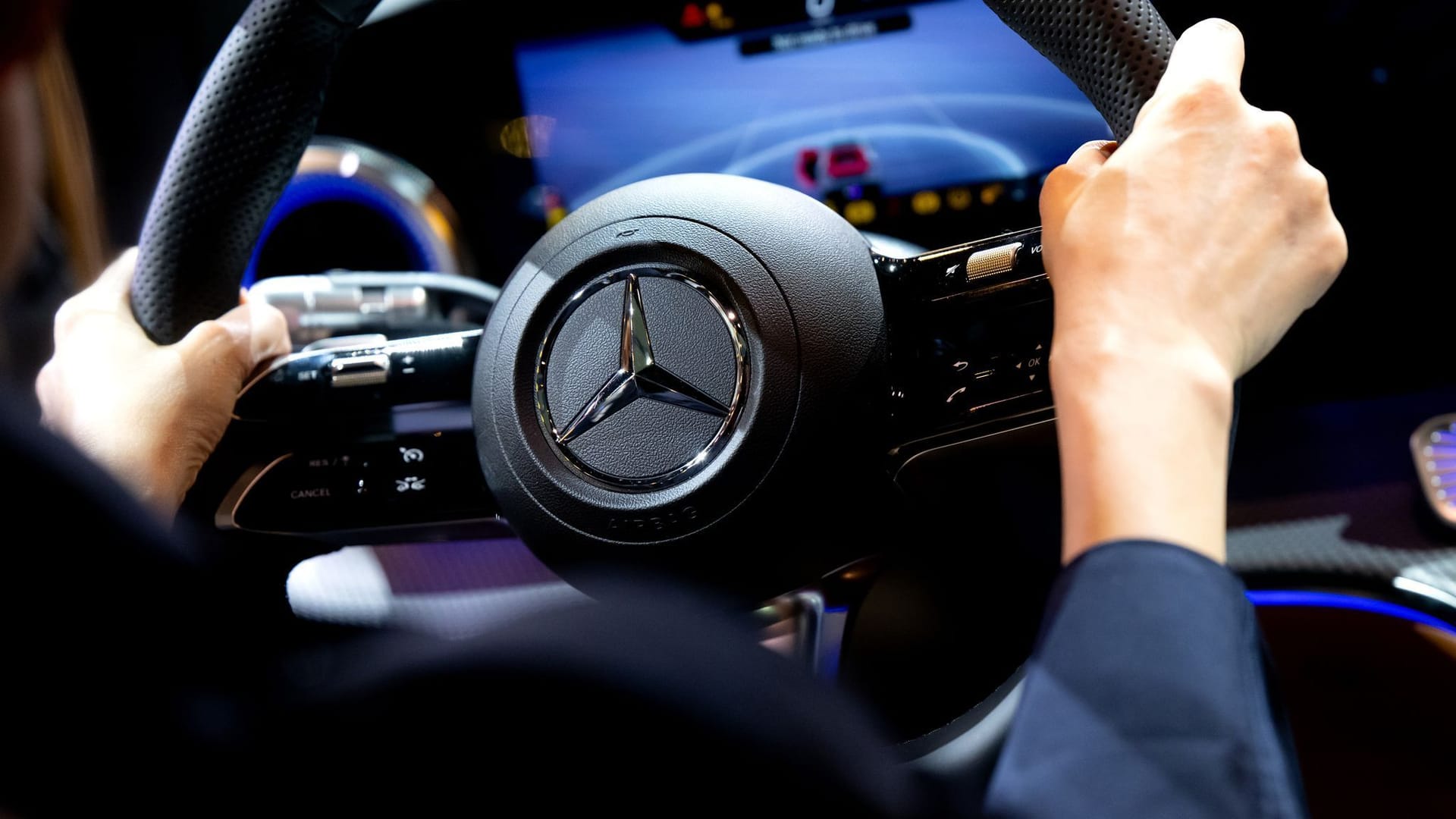 urn:newsml:dpa.com:20090101:251007-935-877702 urn:newsml:dpa.com:20090101:251007-935-877702