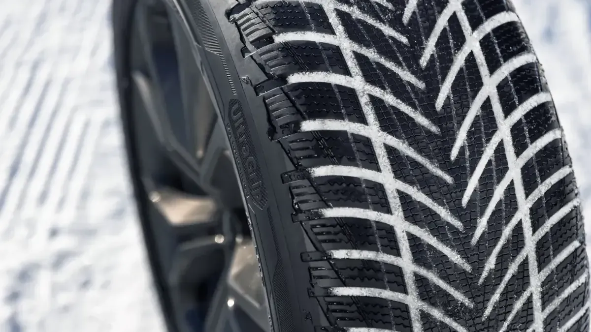 Testsieger: Goodyear UltraGrip Performance 3 mit 414 Punkten.