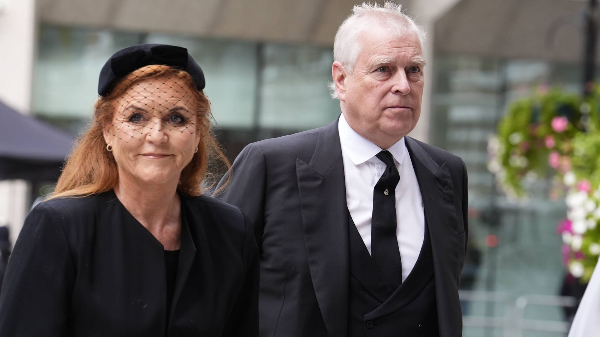 Sarah Ferguson und Prinz Andrew: Sie sind seit Mitte der Neunzigerjahre geschieden, leben aber weiterhin zusammen.