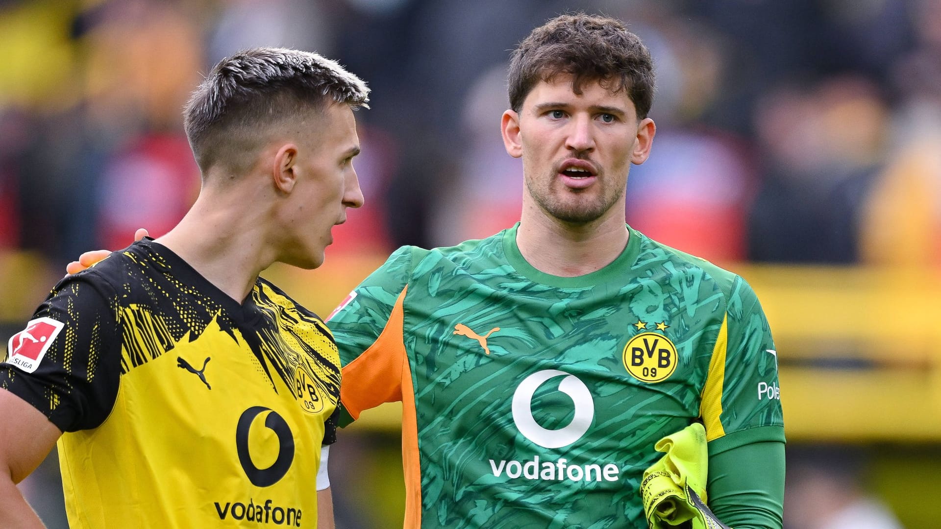 Gregor Kobel (r.) neben Nico Schlotterbeck: Sie sind am Samstagabend in München gefordert. Gregor Kobel (r.) neben Nico Schlotterbeck: Sie sind am Samstagabend in München gefordert.