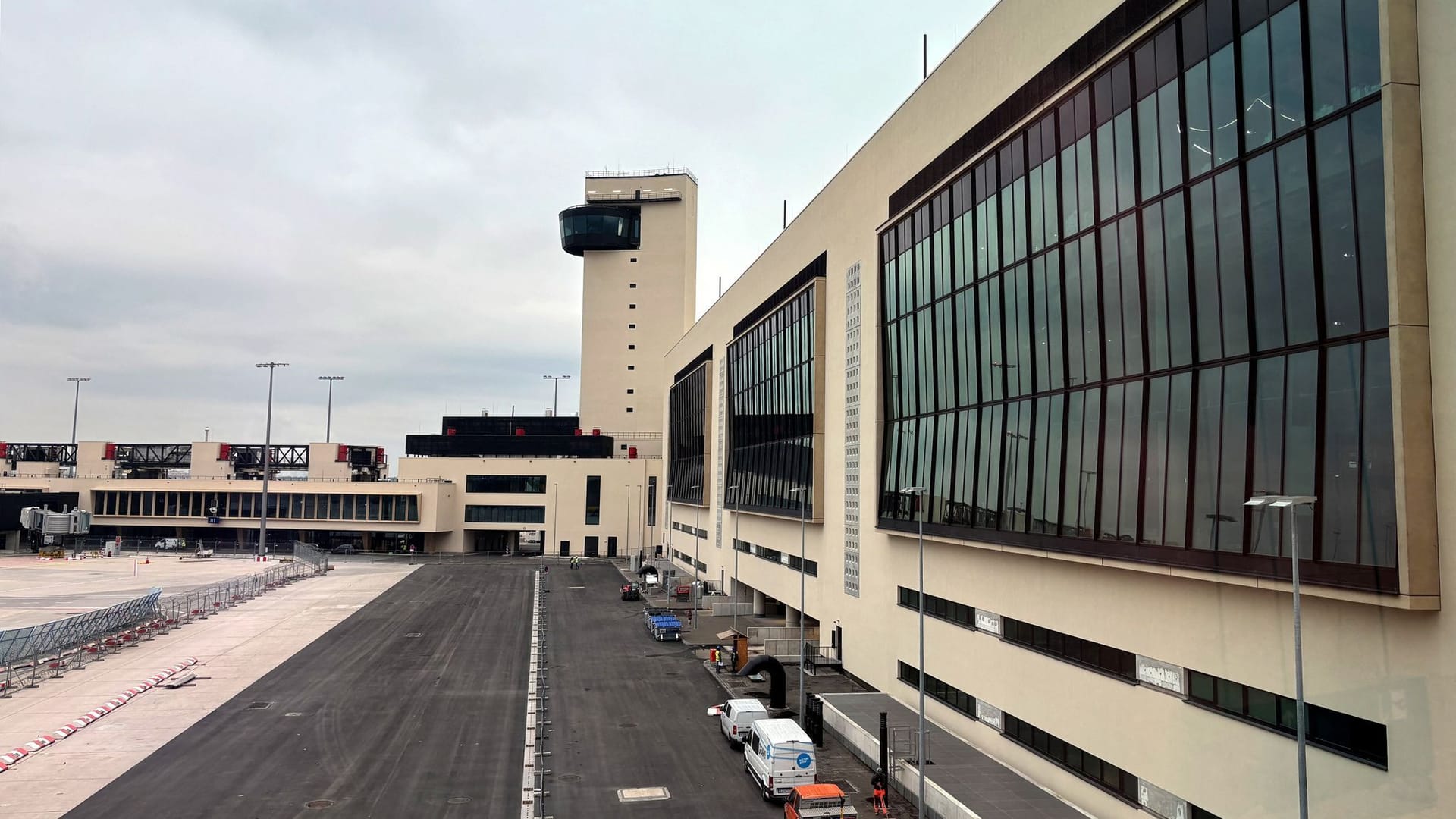 Construction work at Frankfurt Airport Terminal 3