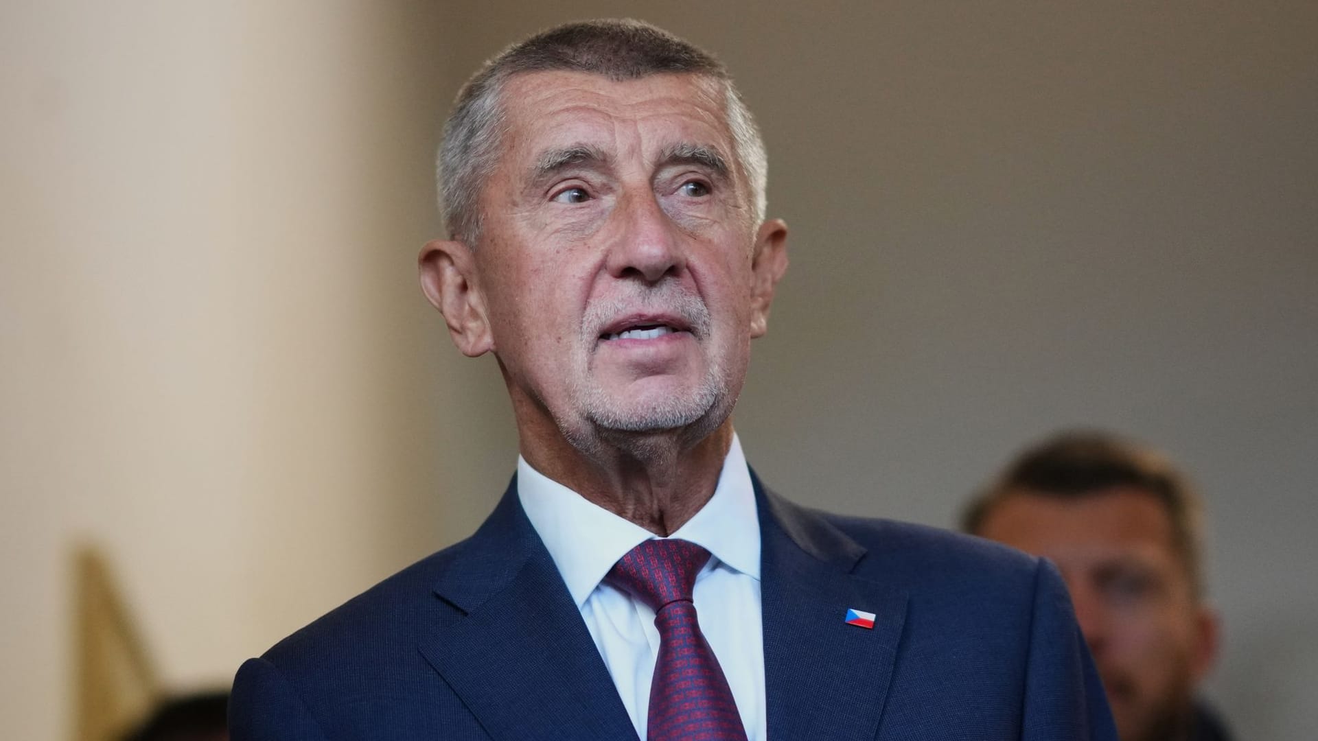 urn:newsml:dpa.com:20090101:251003-99-226829 urn:newsml:dpa.com:20090101:251003-99-226829