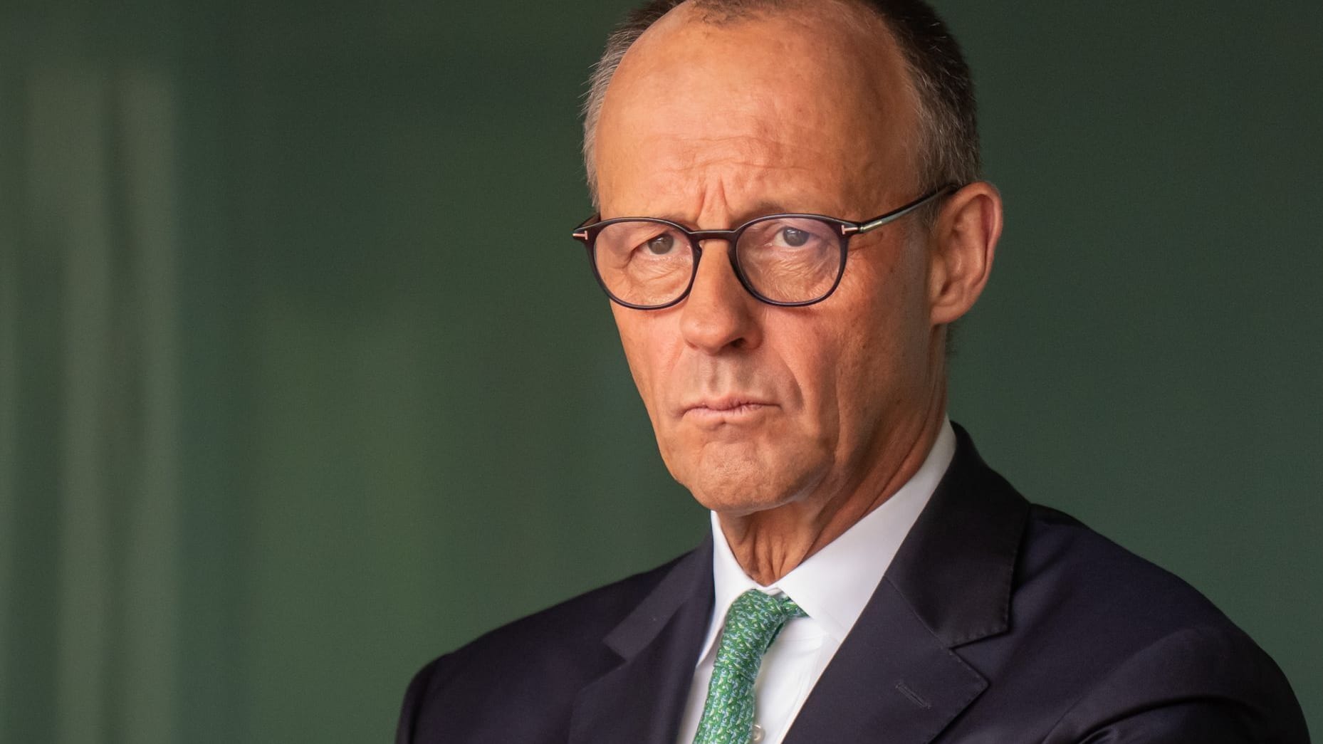 Kanzler Friedrich Merz versucht, große Pläne in kleinen Schritten umzusetzen. Kanzler Friedrich Merz versucht, große Pläne in kleinen Schritten umzusetzen.