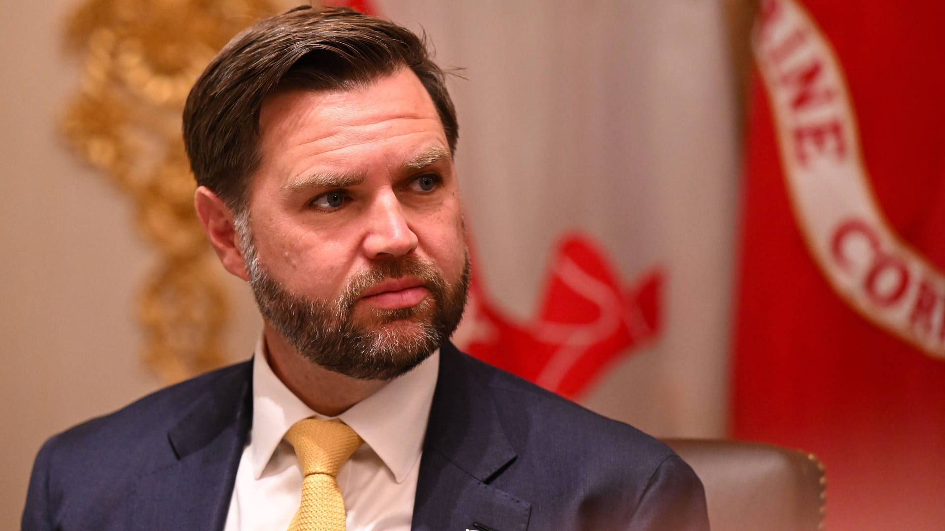 JD Vance: Morgens traf er noch Australiens Premier Albanese, nachmittags brach er zu einer Blitz-Visite nach Israel auf. JD Vance: Morgens traf er noch Australiens Premier Albanese, nachmittags brach er zu einer Blitz-Visite nach Israel auf.