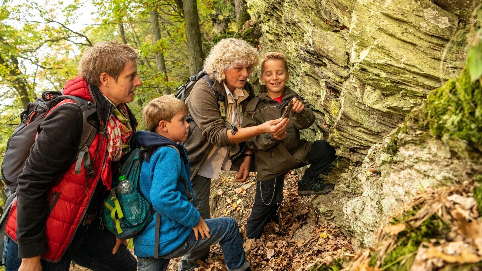Spaß für Groß und Klein: Im Nationalpark Eifel werden in den Herbstferien verschiedene Touren angeboten. Spaß für Groß und Klein: Im Nationalpark Eifel werden in den Herbstferien verschiedene Touren angeboten.