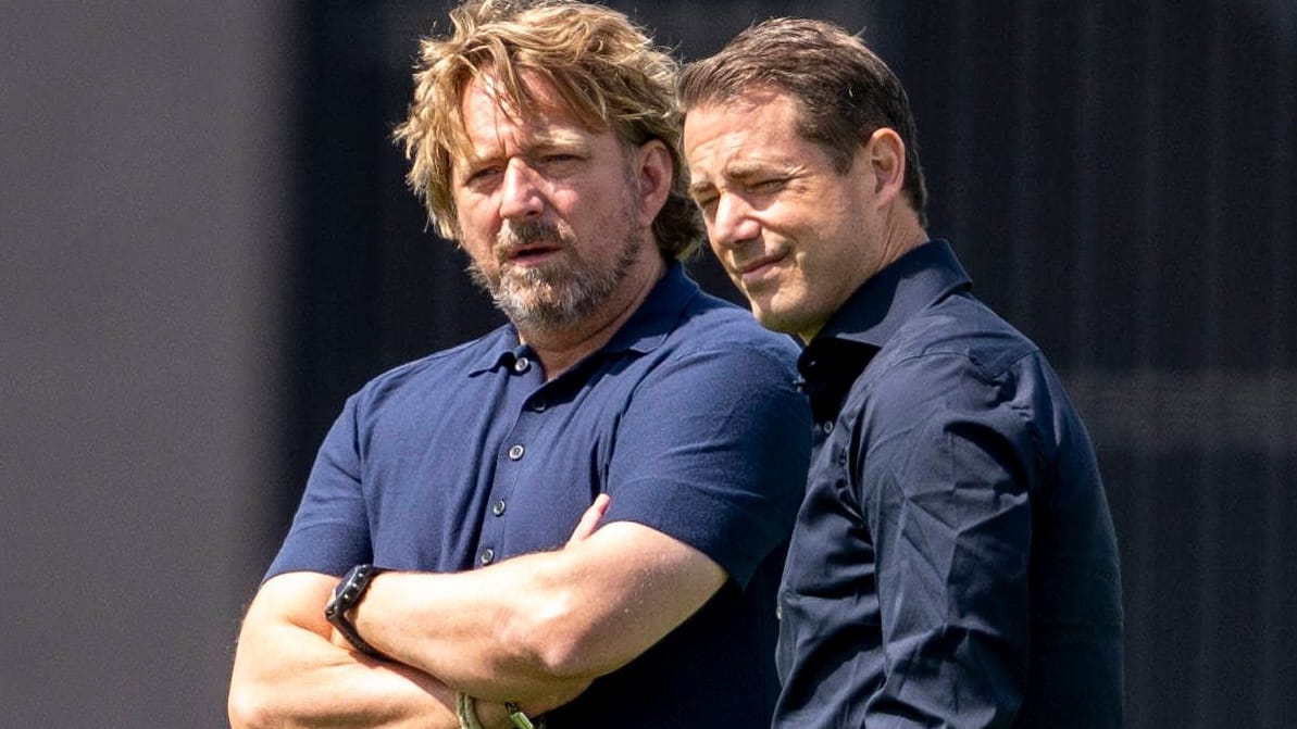 Sven Mislintat (l.) neben Lars Ricken. Sven Mislintat (l.) neben Lars Ricken.