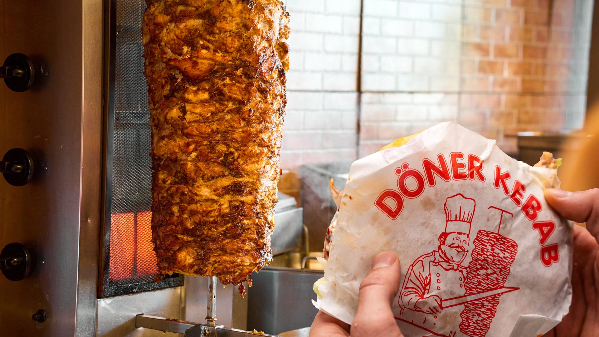 Ein saftiger Dönerspieß (Symbolbild): In Garbsen-Mitte eröffnet ein neuer Laden der bekannten Kette "Haus des Döners". Ein saftiger Dönerspieß (Symbolbild): In Garbsen-Mitte eröffnet ein neuer Laden der bekannten Kette "Haus des Döners".