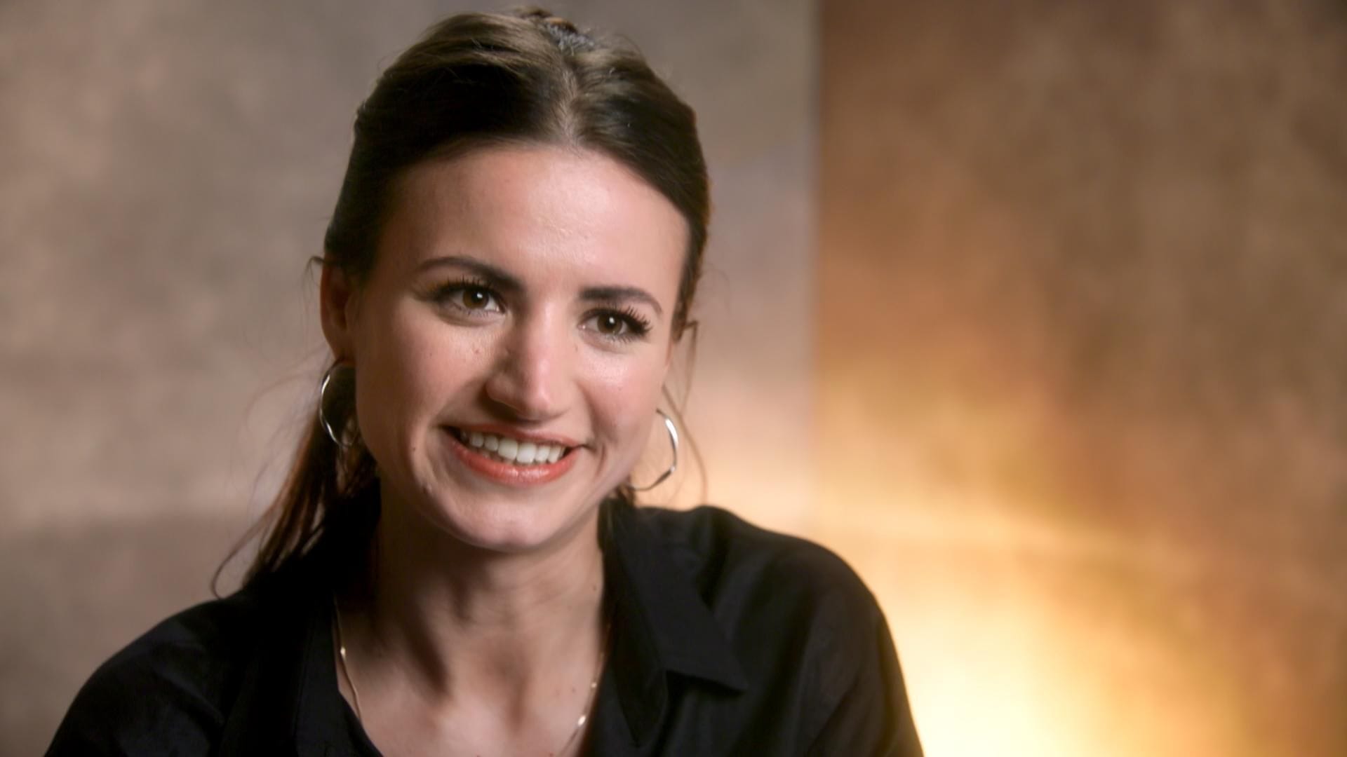 Clara Hunger: In Tim Mälzers neuer Show treten zwölf Kochtalente gegeneinander an – darunter auch die Wahlkhamburgerin.